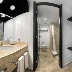 El Cid Granada Hotel & Country Club- All Inclusive сейф в номере
