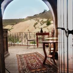 Valley Inn Cave Hotel балкон