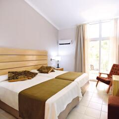 Отель Starfish Cuatro Palmas (ex Mercure) комната для гостей фото 5