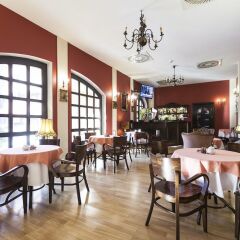 Отель Fort Hotel Польша, Варшава - 1 отзыв об отеле, цены и фото номеров - забронировать отель Fort Hotel онлайн гостиничный бар