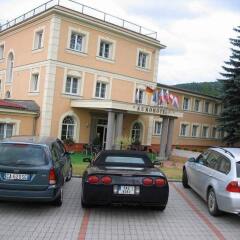 Отель Eurohotel Garni парковка