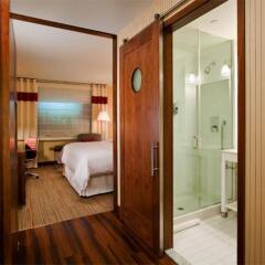 Four Points by Sheraton Izmir Турция, Измир - отзывы, цены и фото номеров - забронировать отель Four Points by Sheraton Izmir онлайн ванная