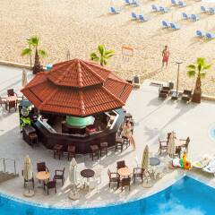 Отель Obzor Beach Resort Аврен бассейн