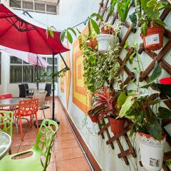 Отель Backpackers@SG балкон