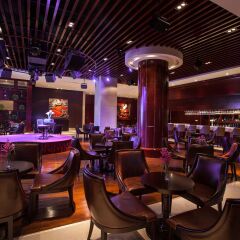 Classical Plaza Hotel развлечения