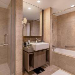 Отель Somerset Millennium Makati Филиппины, Макати - отзывы, цены и фото номеров - забронировать отель Somerset Millennium Makati онлайн ванная