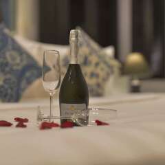 Отель Villa Hoa Su - Frangipani Village Resort в номере