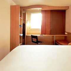 Отель ibis Bordeaux Centre Bastide Франция, Бордо - отзывы, цены и фото номеров - забронировать отель ibis Bordeaux Centre Bastide онлайн