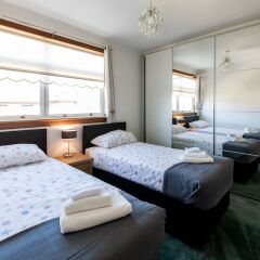 Отель Empty2occupied Family Home in Craigour Terrace With Driveway & Garden Эдинбург детские мероприятия