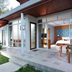 Отель APSARA Beachfront Resort and Villa балкон