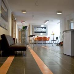 Отель Bedstop Hostel Berlin Messe ICC Германия, Берлин - отзывы, цены и фото номеров - забронировать отель Bedstop Hostel Berlin Messe ICC онлайн интерьер отеля фото 2