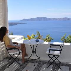 Отель Porto Fira Suites Греция, Остров Санторини - отзывы, цены и фото номеров - забронировать отель Porto Fira Suites онлайн балкон