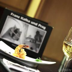 Hotel Century Old Town Prague MGallery By Sofitel в номере