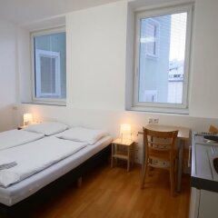 Easy Room Hostel Vienna in Vienna, Austria from 118$, photos, reviews - zenhotels.com guestroom