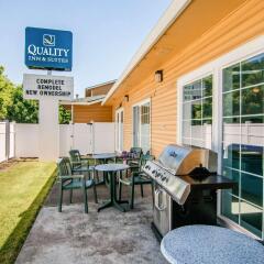 Quality Inn & Suites in Albany, United States of America from 136$, photos, reviews - zenhotels.com balcony