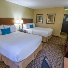 Отель Holiday Inn Bloomington Airport South Mall Area Блумингтон фото 8