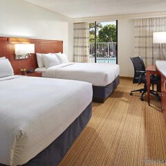 Отель MDR Marina del Rey - a DoubleTree by Hilton США, Лос-Анджелес - отзывы, цены и фото номеров - забронировать отель MDR Marina del Rey - a DoubleTree by Hilton онлайн комната для гостей фото 2