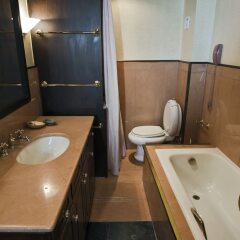 Отель DL Hospitality Adrianou 7 Греция, Афины - отзывы, цены и фото номеров - забронировать отель DL Hospitality Adrianou 7 онлайн ванная фото 2