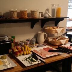 Отель Aparthotel Fortune Польша, Познань - отзывы, цены и фото номеров - забронировать отель Aparthotel Fortune онлайн питание фото 2