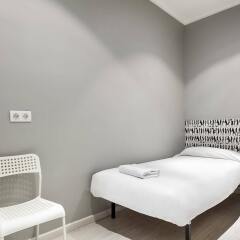 Отель Ding Dong Fira Apartments Испания, Барселона - отзывы, цены и фото номеров - забронировать отель Ding Dong Fira Apartments онлайн комната для гостей фото 2