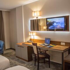 Отель Golden Tulip Varna удобства в номере фото 2