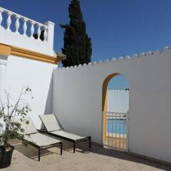 Отель Villa With 7 Bedrooms in Conil de Frontera, With Private Pool, Enclosed Garden and Wifi - 900 m From the Beach Кониль-де-ла-Фронтера пляж