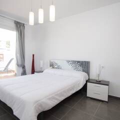 Отель Linnea Sol Apartments - Marholidays Испания, Ориуэла - отзывы, цены и фото номеров - забронировать отель Linnea Sol Apartments - Marholidays онлайн комната для гостей фото 4