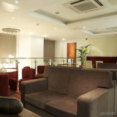 Отель Holiday Inn Express Edinburgh – Royal Mile Великобритания, Эдинбург - 1 отзыв об отеле, цены и фото номеров - забронировать отель Holiday Inn Express Edinburgh – Royal Mile онлайн интерьер отеля фото 2