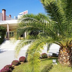 Отель Iris Hotel Греция, Ферми - отзывы, цены и фото номеров - забронировать отель Iris Hotel онлайн