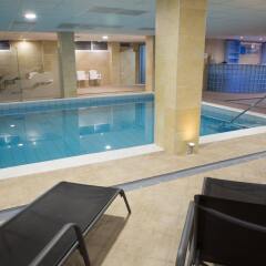 Athina Airport Hotel бассейн фото 2