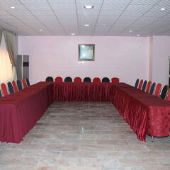 Отель Jades Hotels