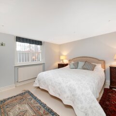 Отель Stunning 2 Bedroom Apartment With Garden in Notting Hill Великобритания, Лондон - отзывы, цены и фото номеров - забронировать отель Stunning 2 Bedroom Apartment With Garden in Notting Hill онлайн комната для гостей фото 2