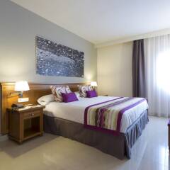 Отель Grand Palladium Palace Ibiza Resort & Spa Испания, Сант Джордин де Сес Салинес - 1 отзыв об отеле, цены и фото номеров - забронировать отель Grand Palladium Palace Ibiza Resort & Spa онлайн комната для гостей