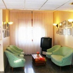 Hotel Carmen Треццано-суль-Навиглио интерьер отеля