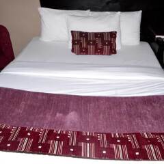 Suru Express Hotel Surulere комната для гостей