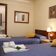 Отель Hostal San Isidro комната для гостей фото 5