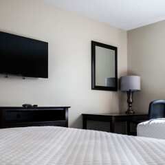 Отель HolmeSuites Columbus Airport/DLA США, Колумбус - отзывы, цены и фото номеров - забронировать отель HolmeSuites Columbus Airport/DLA онлайн сейф в номере