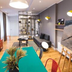 Отель Riga Lux Apartments - Skolas Латвия, Рига - 1 отзыв об отеле, цены и фото номеров - забронировать отель Riga Lux Apartments - Skolas онлайн комната для гостей