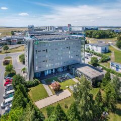Отель Holiday Inn Prague Airport балкон