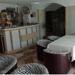 Отель Guest House Ralitsa Болгария, Свети Влас - отзывы, цены и фото номеров - забронировать отель Guest House Ralitsa онлайн гостиничный бар