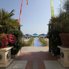 Отель Promenade Италия, Монтезильвано - отзывы, цены и фото номеров - забронировать отель Promenade онлайн бассейн фото 2