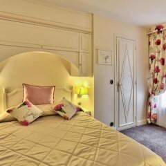Отель Queen Mary Paris Франция, Париж - отзывы, цены и фото номеров - забронировать отель Queen Mary Paris онлайн комната для гостей