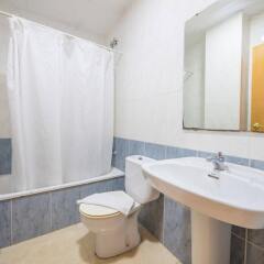 Отель Apartamentos AR Dalia Испания, Льорет-де-Мар - отзывы, цены и фото номеров - забронировать отель Apartamentos AR Dalia онлайн ванная