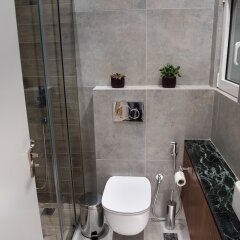 Отель Katia Modern Apartment in Athens Греция, Афины - отзывы, цены и фото номеров - забронировать отель Katia Modern Apartment in Athens онлайн ванная
