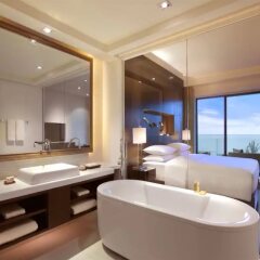 Отель Hyatt Regency Phuket Resort Таиланд, Камала Бич - 1 отзыв об отеле, цены и фото номеров - забронировать отель Hyatt Regency Phuket Resort онлайн ванная