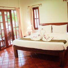 Отель Bangtao Village Resort комната для гостей фото 5