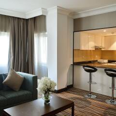 Отель Holiday Inn Abu Dhabi Downtown комната для гостей фото 4
