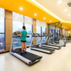 Апартаменты Saigon Apartment - RiverGate Residence фитнесс-зал
