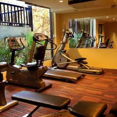 Отель Garden Cliff Resort and Spa Таиланд, Паттайя - отзывы, цены и фото номеров - забронировать отель Garden Cliff Resort and Spa онлайн фитнесс-зал фото 2