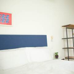 Апартаменты Berlin Base Apartments - KREUZBERG комната для гостей